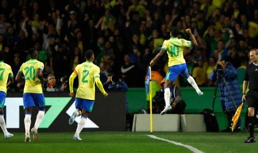 英雄联盟直播-罗德里戈建功 巴西1球小胜厄瓜多尔 从第6升至第4